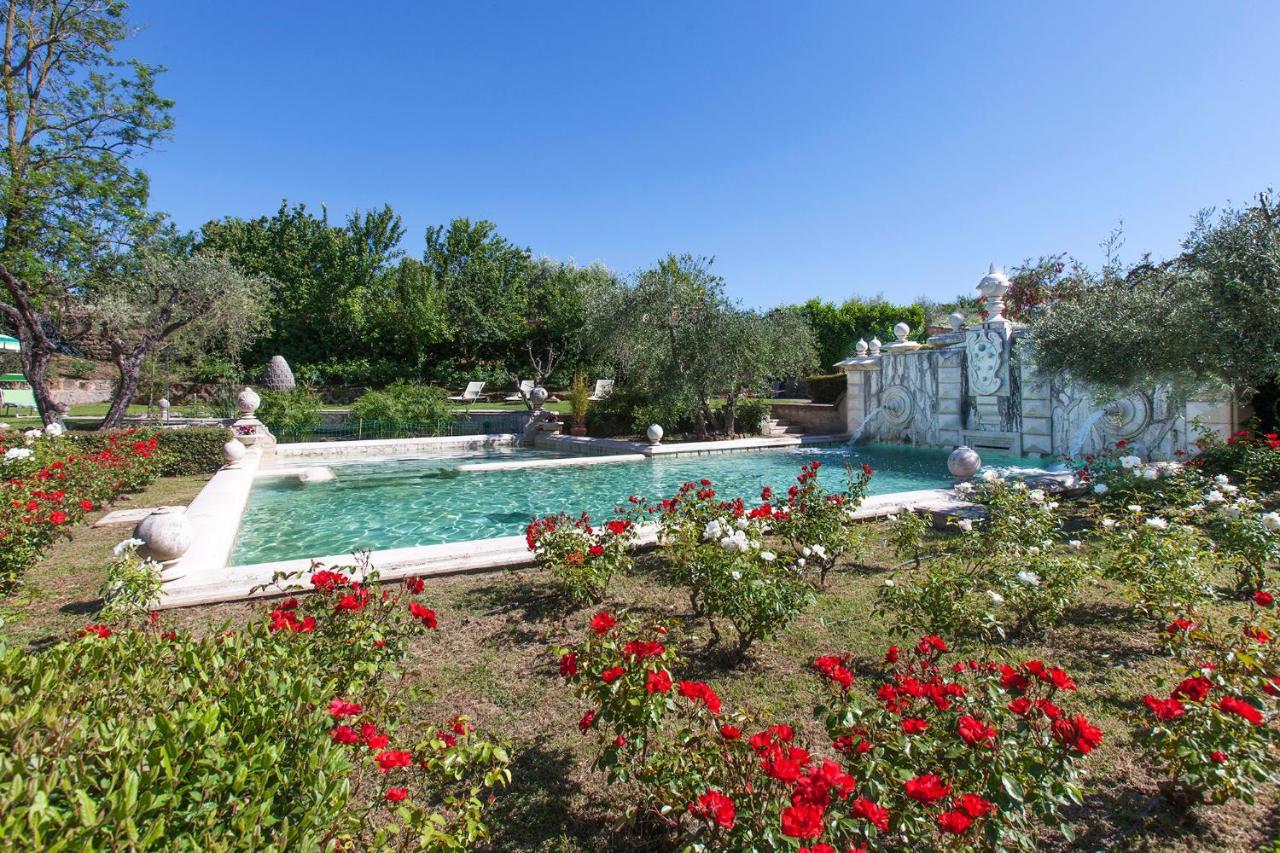 Sovana Hotel & Resort Exterior foto