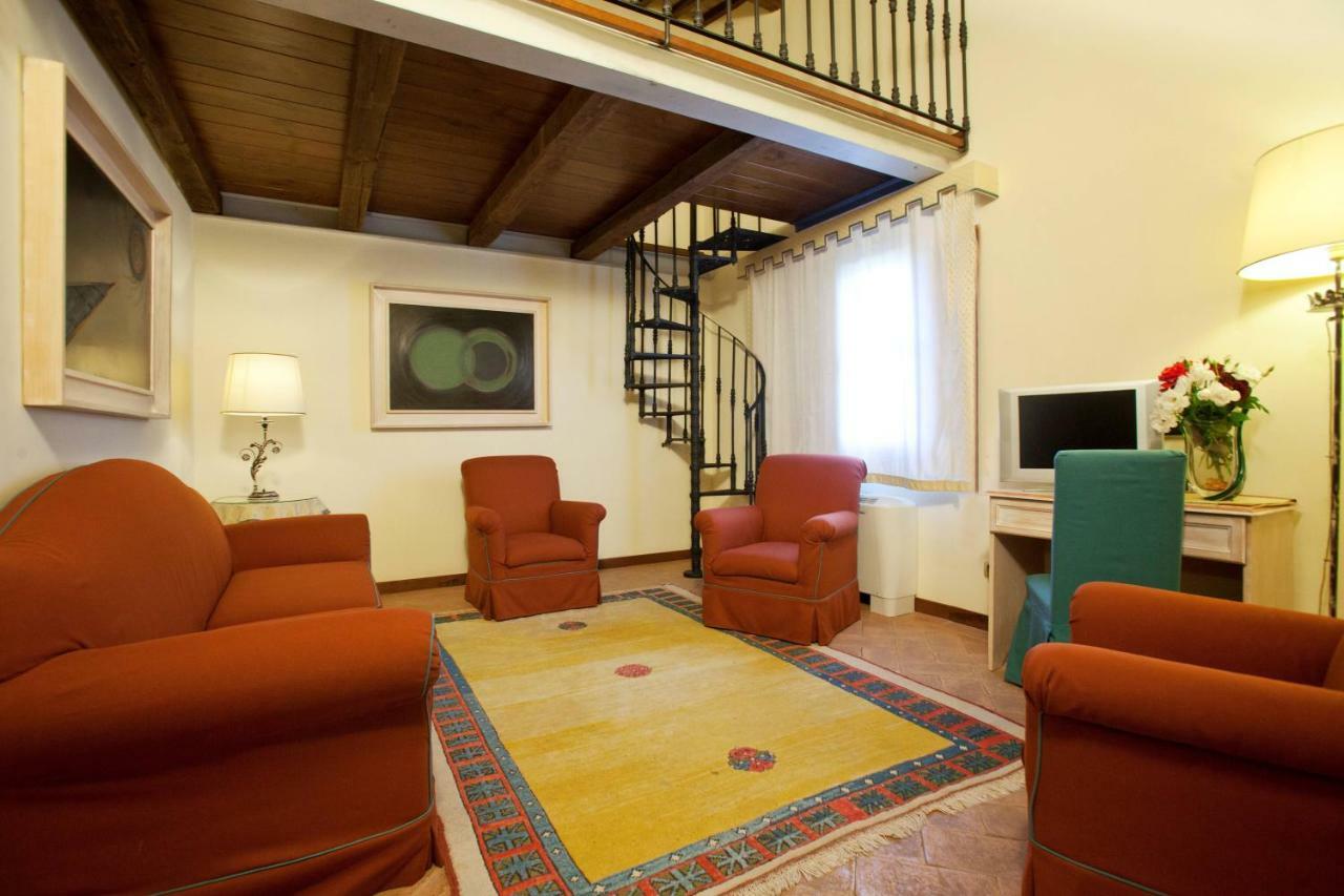 Sovana Hotel & Resort Exterior foto